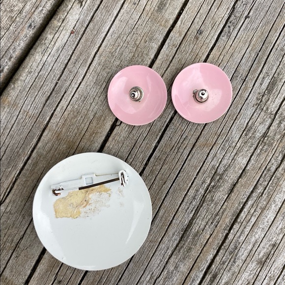 Vintage 80s Eighties Smiley Face Pin Earring Set - Picture 2 of 3